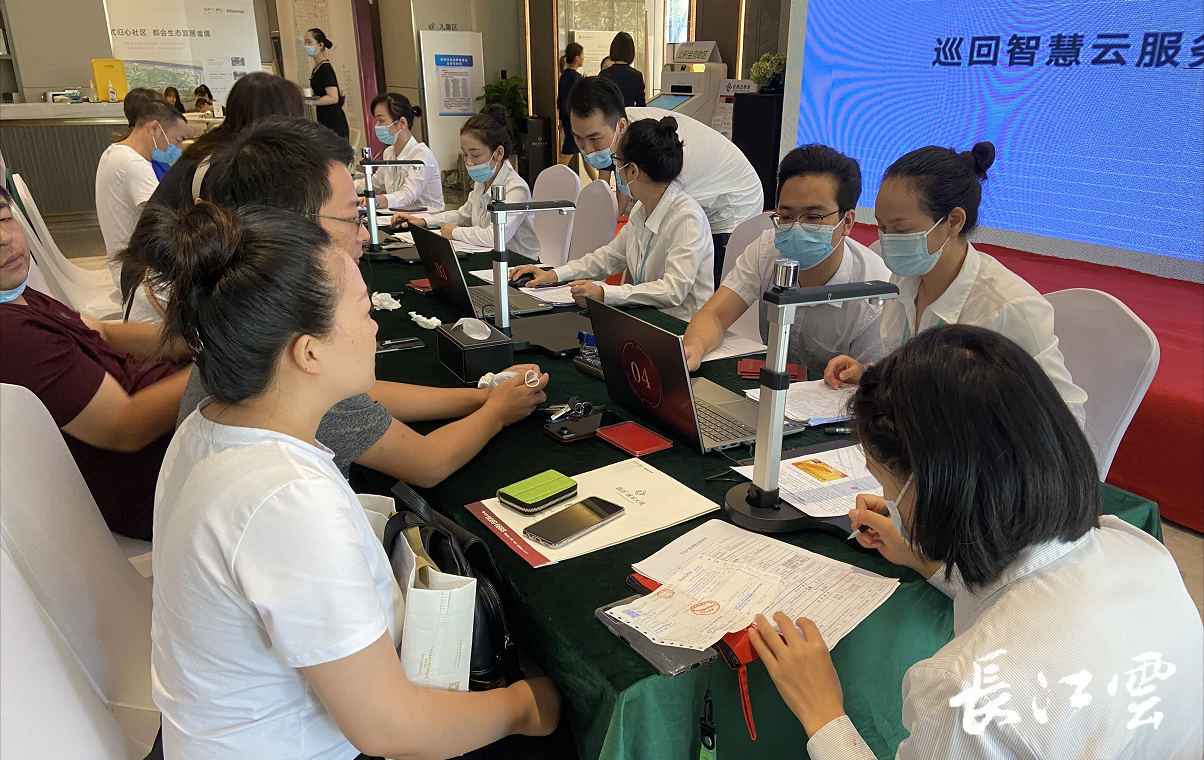 最新公积金24小时咨询电话人工方法分析(最方便真实的弥勒公积金热线电话人工服务时间是多少方法)